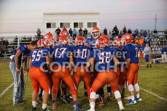 Triplains/Brewster at Otis-Bison on Friday, October 21, 2016.