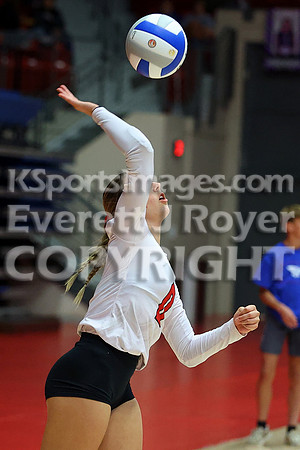 Hoisington vs Neodesha Pool Play at the 3A State Volleyball Tournament