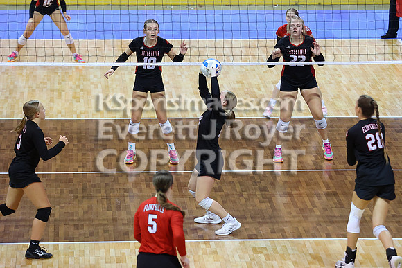 Little River vs Flinthills at the 1AD1 State Volleyball Tournament
