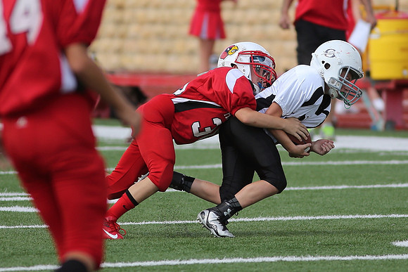 Hoisington vs. Hays 6th Grade Football