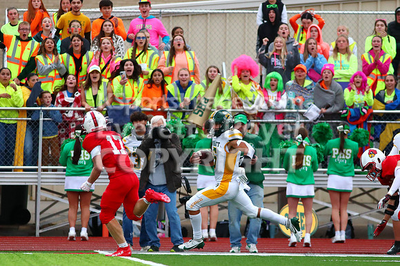 Hoisington vs Pratt Football