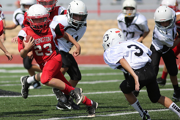 Hoisington vs. Hays 6th Grade Football