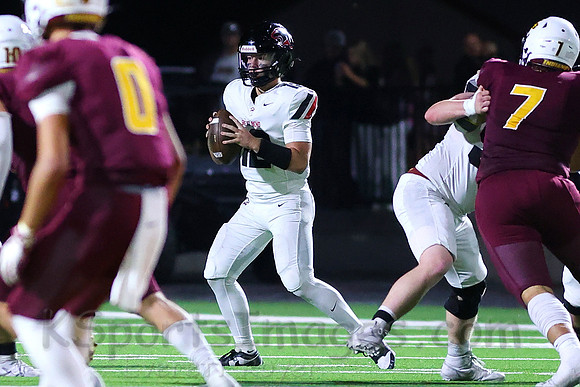 Great Bend @ Hays High Football