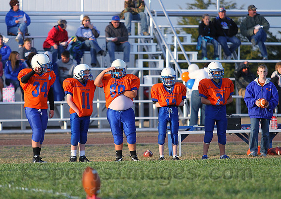 Otis Bison vs. Lacrosse Middle School Football Photos 2012