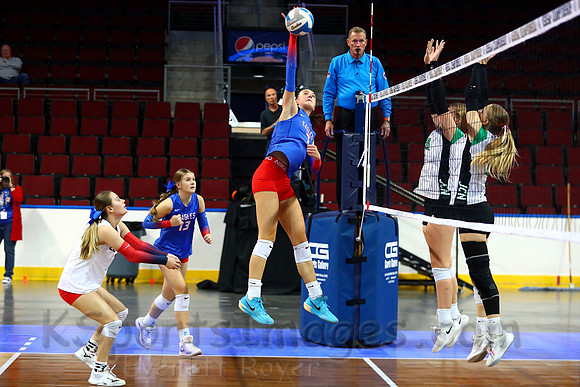 Ellinwood wins the semifinal match with Jefferson County North, 25-10 25-14 to earn a spot in the championship match against Valley Heights.