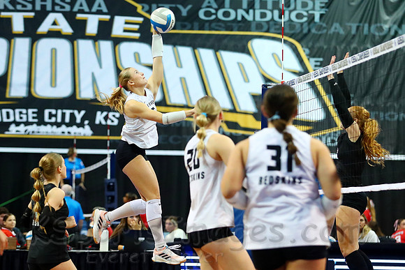Little River won their 4th straight 1AD1 Volleyball Championship by defeating Centralia in the championship match.