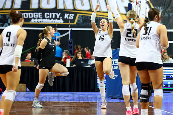 Little River won their 4th straight 1AD1 Volleyball Championship by defeating Centralia in the championship match.