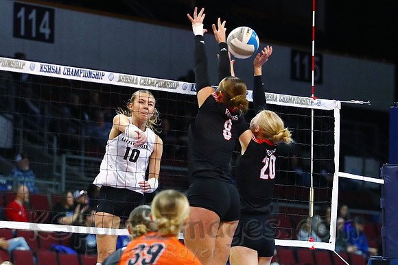 Little River won their 4th straight 1AD1 Volleyball Championship by defeating Centralia in the championship match.
