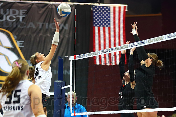 Little River won their 4th straight 1AD1 Volleyball Championship by defeating Centralia in the championship match.