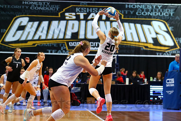 Little River won their 4th straight 1AD1 Volleyball Championship by defeating Centralia in the championship match.