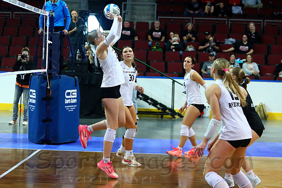 Little River won their 4th straight 1AD1 Volleyball Championship by defeating Centralia in the championship match.