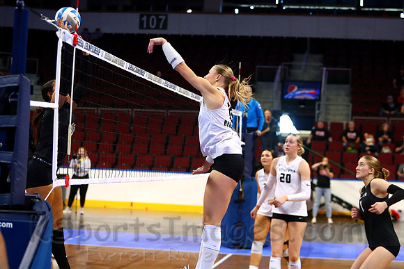 Little River won their 4th straight 1AD1 Volleyball Championship by defeating Centralia in the championship match.