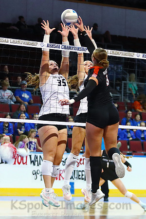 Little River won their 4th straight 1AD1 Volleyball Championship by defeating Centralia in the championship match.