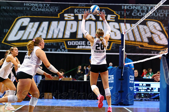 Little River won their 4th straight 1AD1 Volleyball Championship by defeating Centralia in the championship match.