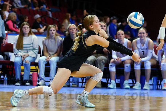 Little River won their 4th straight 1AD1 Volleyball Championship by defeating Centralia in the championship match.