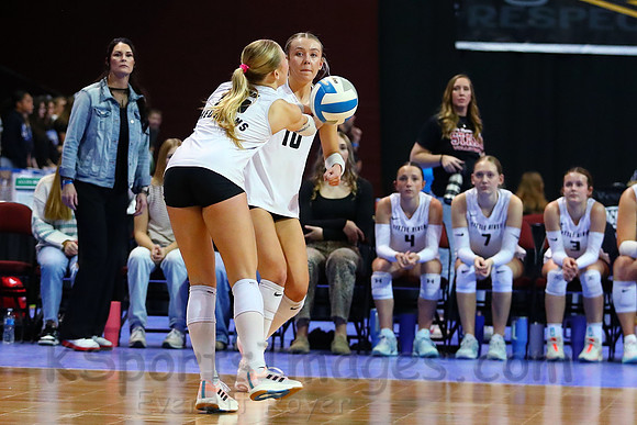 Little River won their 4th straight 1AD1 Volleyball Championship by defeating Centralia in the championship match.