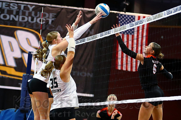 Little River won their 4th straight 1AD1 Volleyball Championship by defeating Centralia in the championship match.