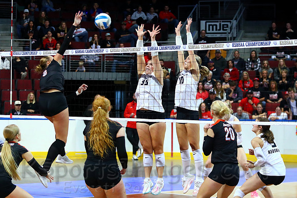 Little River won their 4th straight 1AD1 Volleyball Championship by defeating Centralia in the championship match.