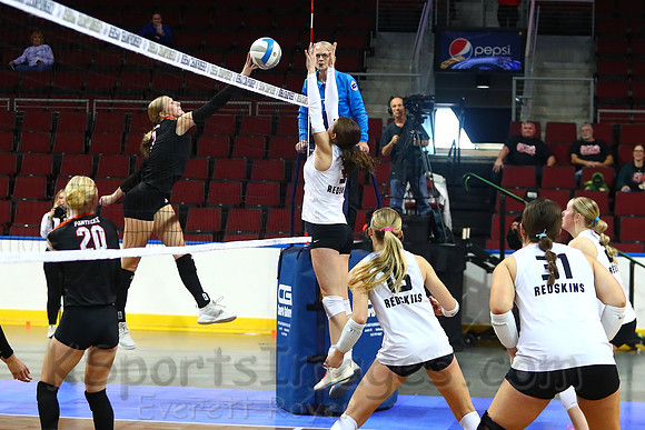 Little River won their 4th straight 1AD1 Volleyball Championship by defeating Centralia in the championship match.
