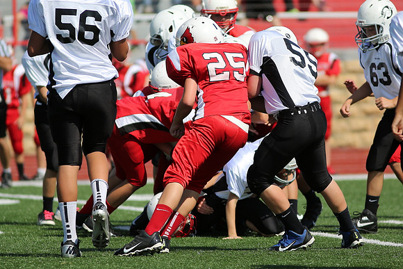 Hoisington vs. Hays 6th Grade Football