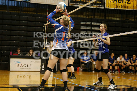 Otis-Bison defeated Beloit St. John's-Tipton in a semifinal game at the KSHSAA Class 1AD2 Volleyball State Championship on Saturday, October 28, 2017.  (Photo: Everett Royer, www.ksportsimages.com)