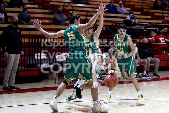 Lacrosse vs Pratt Boys Basketball