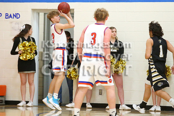 Lacrosse vs Otis-Bison Boys Basketball