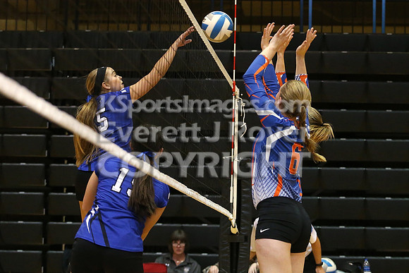 Otis-Bison defeated Beloit St. John's-Tipton in a semifinal game at the KSHSAA Class 1AD2 Volleyball State Championship on Saturday, October 28, 2017.  (Photo: Everett Royer, www.ksportsimages.com)