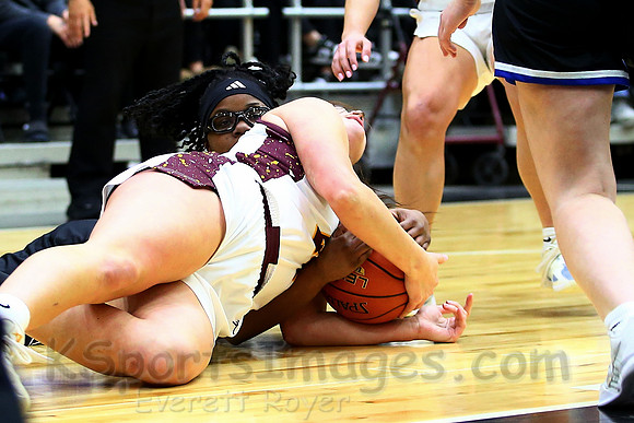 Hays vs Kapaun Mt. Carmel 5A State Basketball Tournament