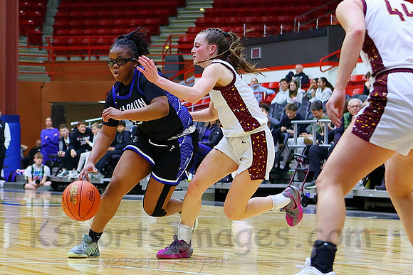 Hays vs Kapaun Mt. Carmel 5A State Basketball Tournament