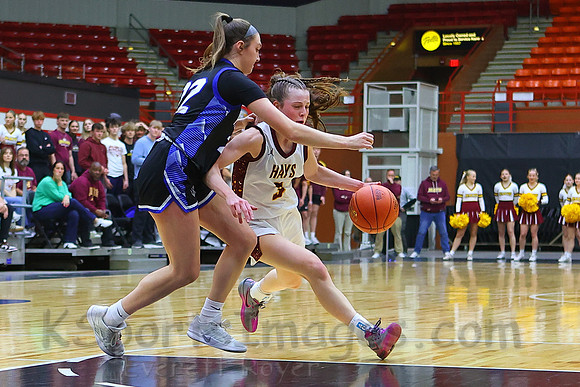Hays vs Kapaun Mt. Carmel 5A State Basketball Tournament