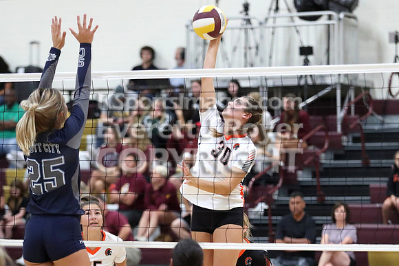 Hays High Maroon & Gold Volleyball Tournament