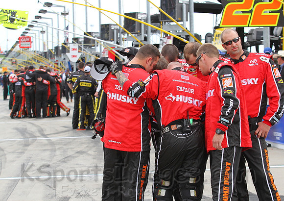 STP 400 Sprint Cup Series Race @ Kansas Speedway April 21, 2013