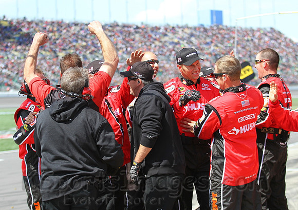 STP 400 Sprint Cup Series Race @ Kansas Speedway April 21, 2013