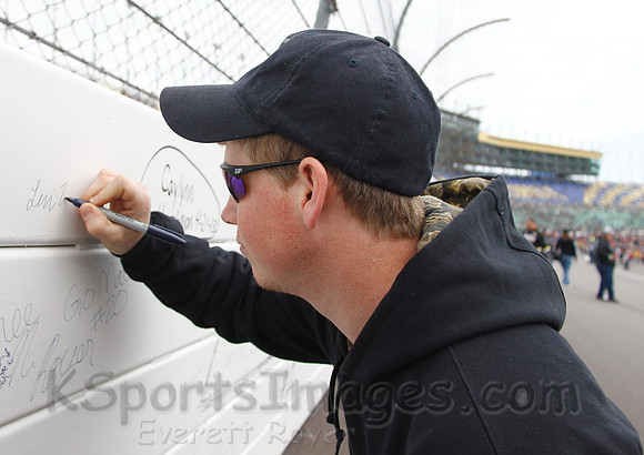 STP 400 Sprint Cup Series Race @ Kansas Speedway April 21, 2013