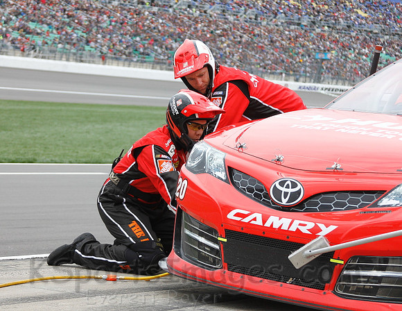 STP 400 Sprint Cup Series Race @ Kansas Speedway April 21, 2013