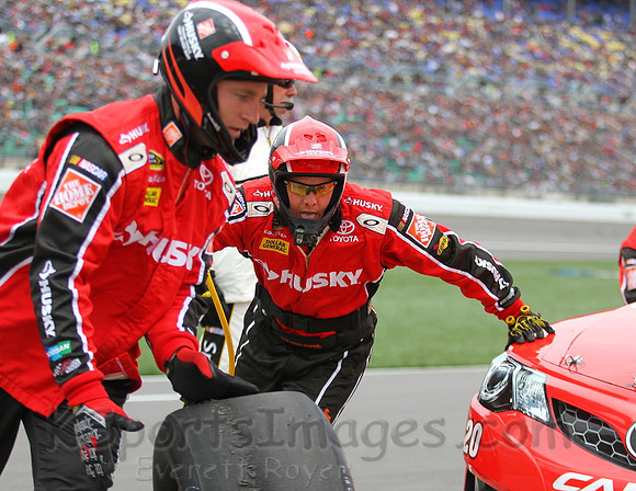 STP 400 Sprint Cup Series Race @ Kansas Speedway April 21, 2013