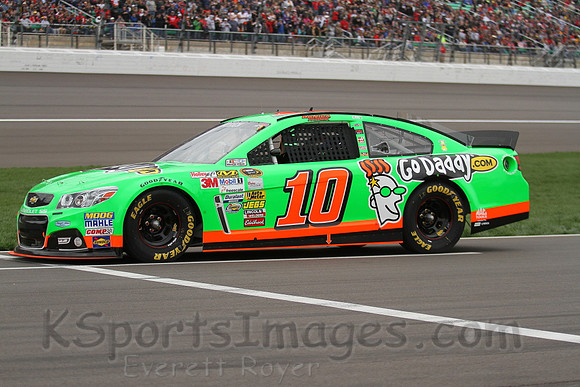STP 400 Sprint Cup Series Race @ Kansas Speedway April 21, 2013