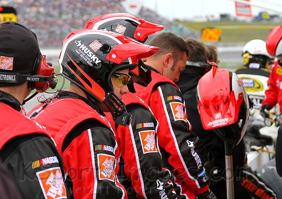STP 400 Sprint Cup Series Race @ Kansas Speedway April 21, 2013