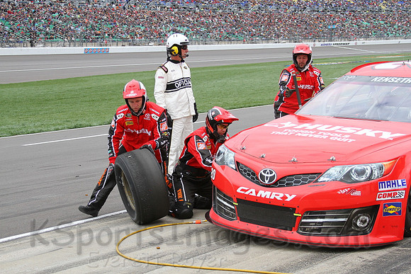 STP 400 Sprint Cup Series Race @ Kansas Speedway April 21, 2013