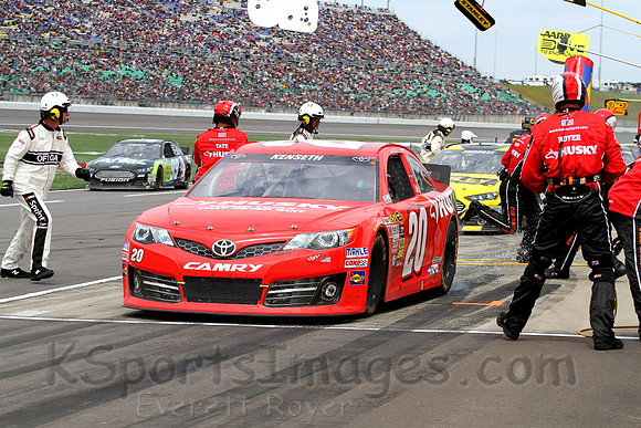 STP 400 Sprint Cup Series Race @ Kansas Speedway April 21, 2013