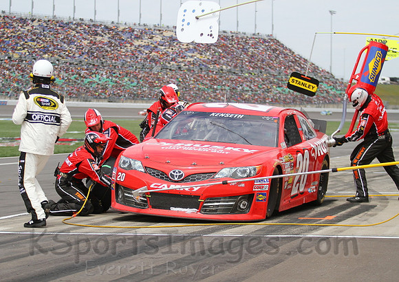 STP 400 Sprint Cup Series Race @ Kansas Speedway April 21, 2013
