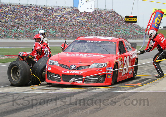 STP 400 Sprint Cup Series Race @ Kansas Speedway April 21, 2013