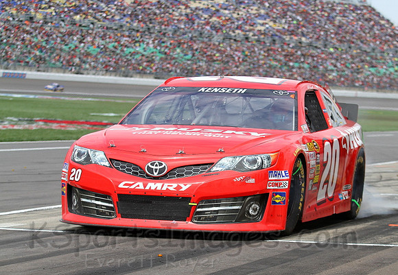 STP 400 Sprint Cup Series Race @ Kansas Speedway April 21, 2013