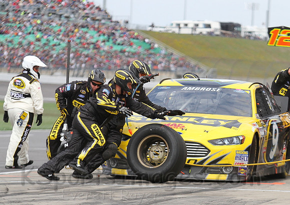 STP 400 Sprint Cup Series Race @ Kansas Speedway April 21, 2013