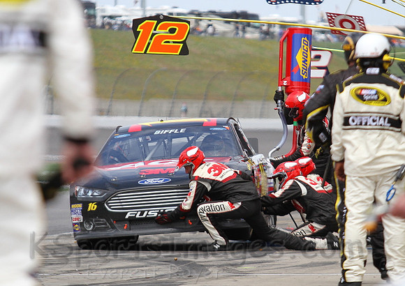 STP 400 Sprint Cup Series Race @ Kansas Speedway April 21, 2013