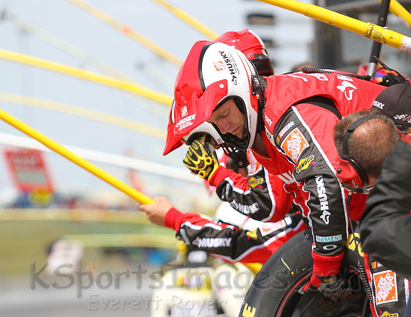 STP 400 Sprint Cup Series Race @ Kansas Speedway April 21, 2013