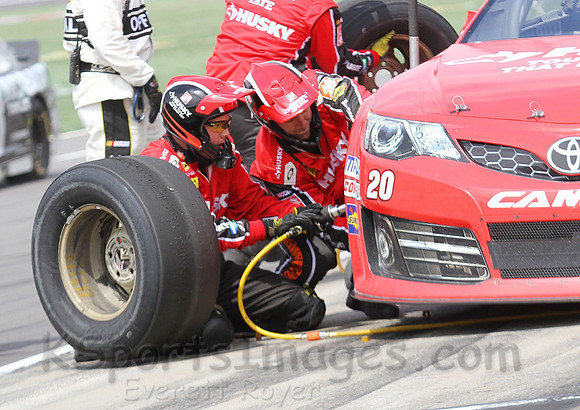 STP 400 Sprint Cup Series Race @ Kansas Speedway April 21, 2013
