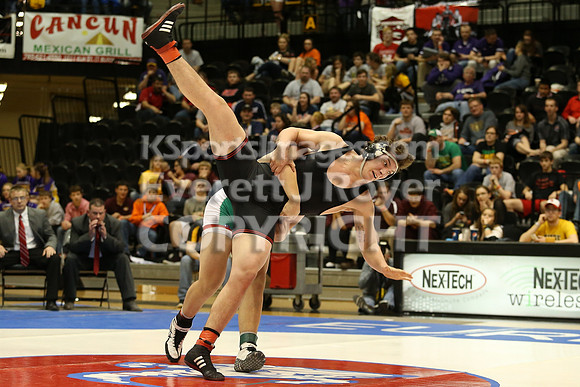 220 - Kole Davoren (Rossville) vs Dalton Kuhn (Smith Center)