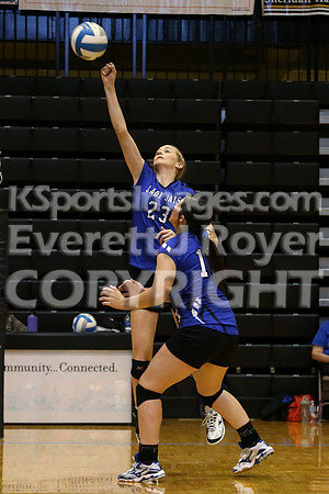 Otis-Bison defeated Beloit St. John's-Tipton in a semifinal game at the KSHSAA Class 1AD2 Volleyball State Championship on Saturday, October 28, 2017.  (Photo: Everett Royer, www.ksportsimages.com)